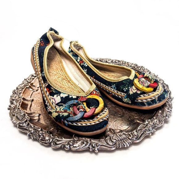 Emery Rose Floral Fabric Flats Sz 4 - Picture 9 of 9